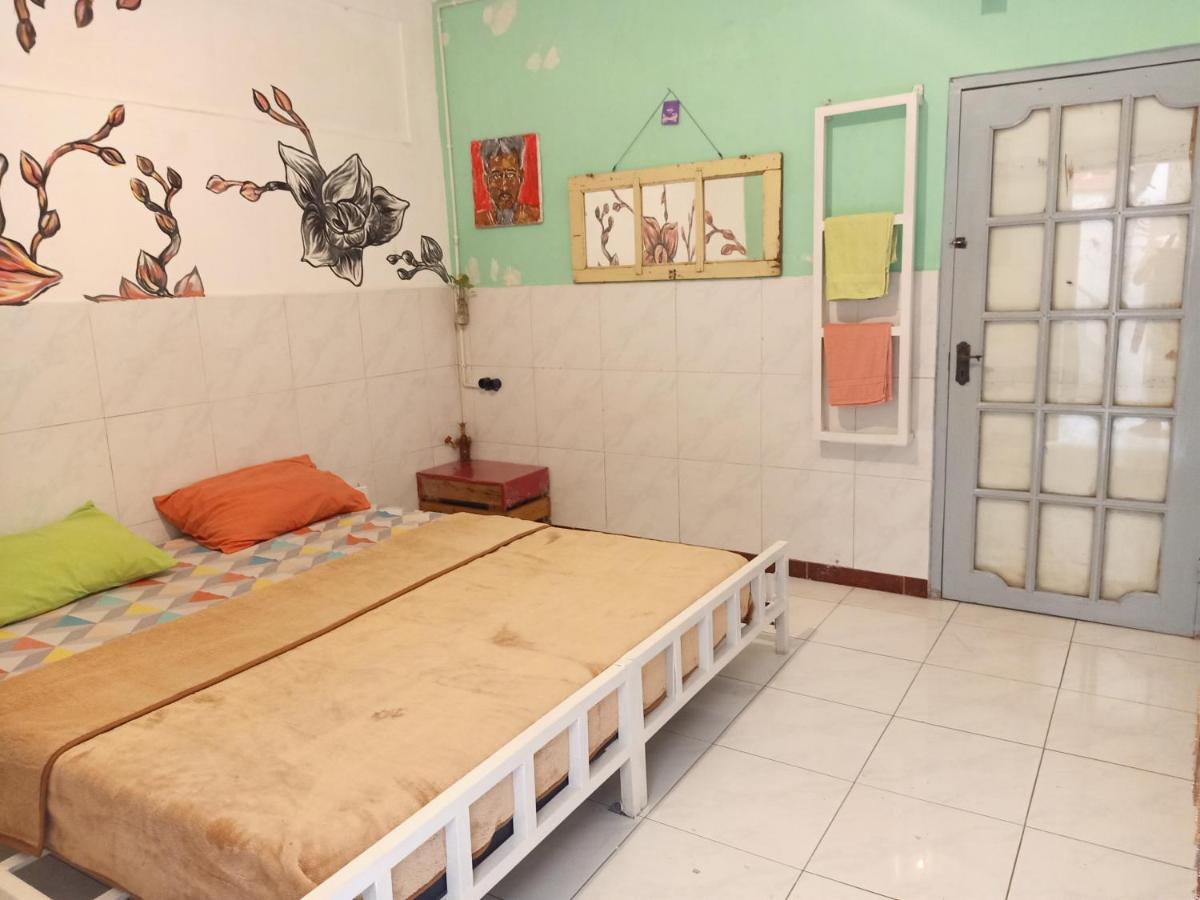 Deoplet Homestay & Gallery ยอกยาการ์ตา ภายนอก รูปภาพ